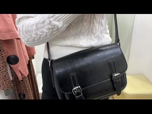 ❤️ Masturbation ampahibemaso ny tanora bitch FeralBerry miaraka amin'ny dildo ao amin'ny efitrano fitting ❤ Sluts aminay mg.xxxner.ru